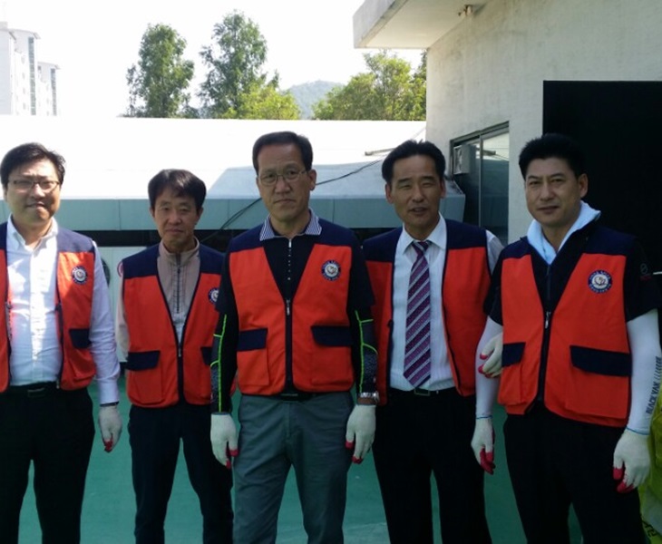 안성지점 안성사회복지관 봉사활동 시행 단체사진